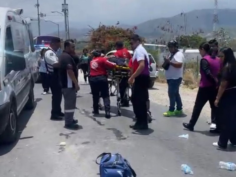 Grave joven universitaria atropellada en el Libramiento