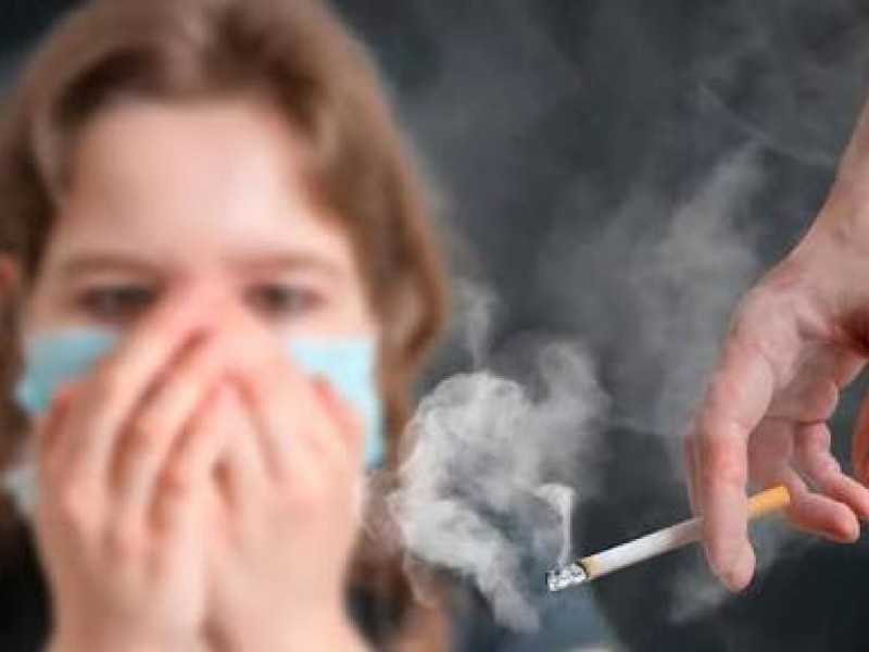 Graves riesgos a la salud viven fumadores pasivos