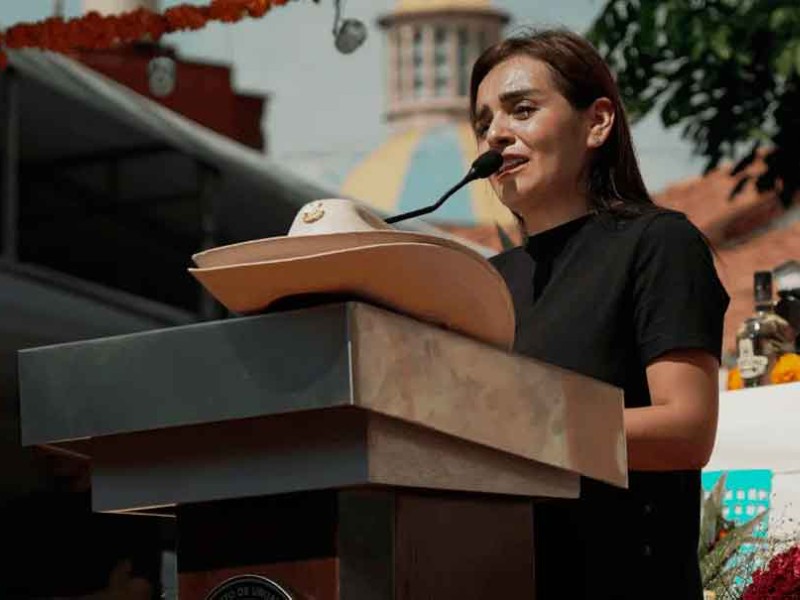 Grecia Quiroz, asume como alcaldesa de Uruapan, Michoacán Grecia Quiroz, asume como alcaldesa de Uruapan, Michoacán