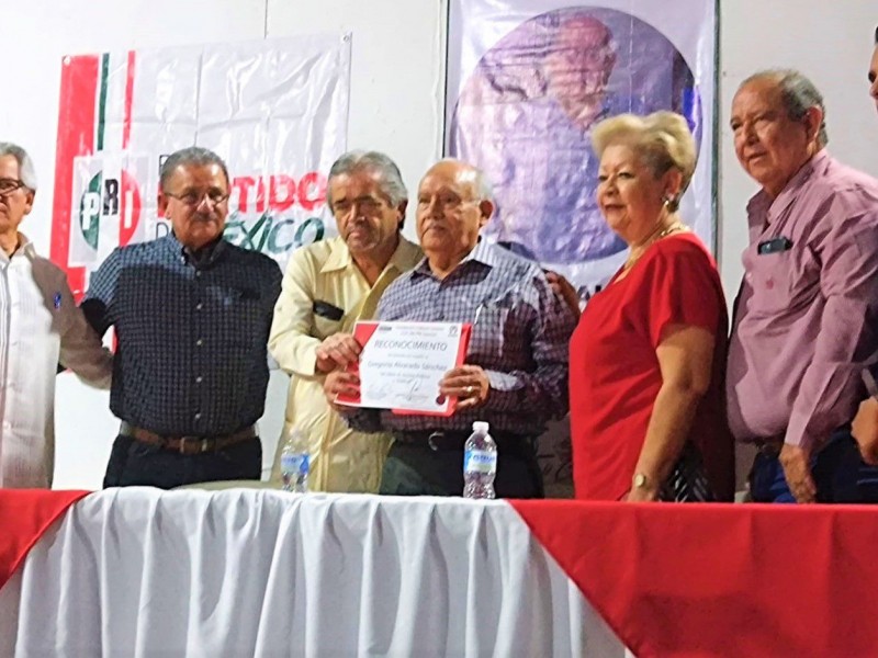 Gregorio Alvarado recibe reconocimiento del PRI Sonora y Fundación Colosio