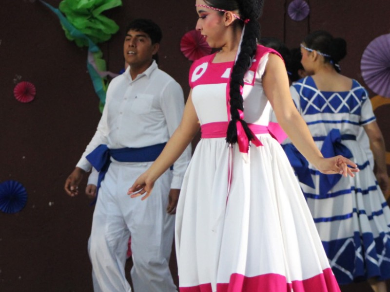 Grupo de danza de la UTS, viajará a Grecia, buscan recaudar fondos