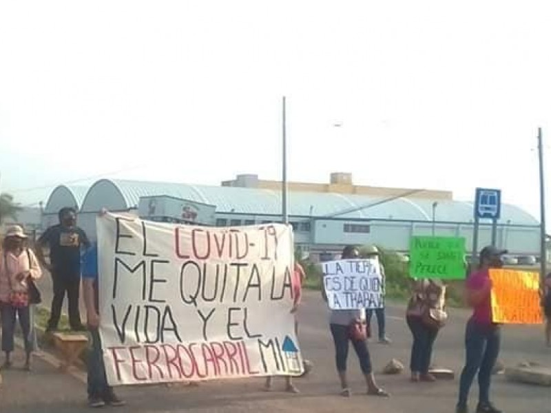 Grupo de manifestantes se oponen al Tren Interoceánico en Istmo