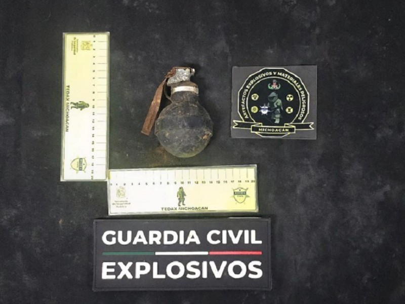 Grupo especial antiexplosivos desactiva granada de gas en Arantepacua