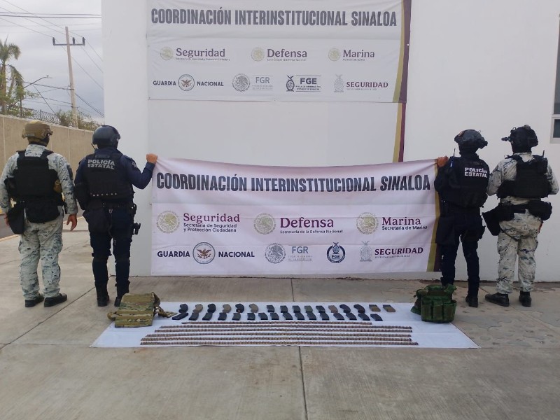 Grupo Interinstitucional asegura vehículos, municiones y equipo táctico en Culiacán