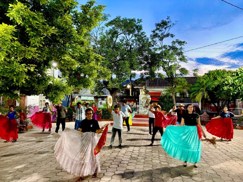 Grupo Saa Guicubí llevará cultura de Tehuantepec a Mitla en junio