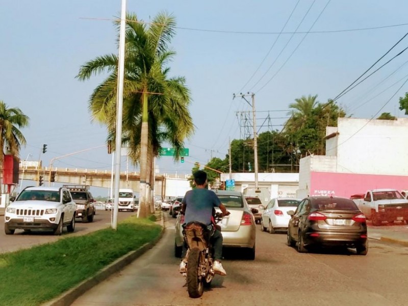 Grupos bikers apoyan promoción del uso del casco