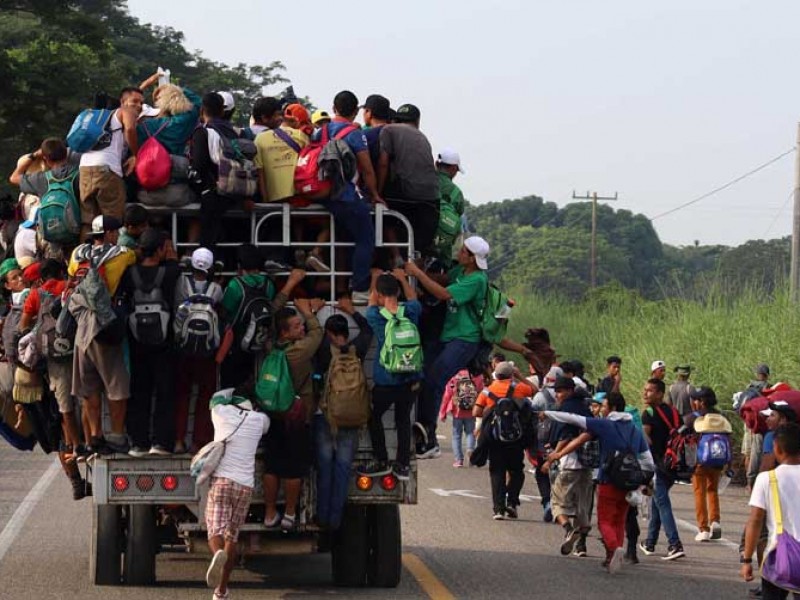 Grupos delictivos se infiltran en caravana migrante