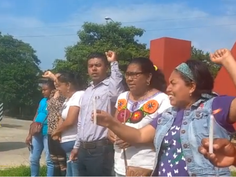 Grupos sociales, reclaman justicia por caso Ayotzinapa en Atoyac