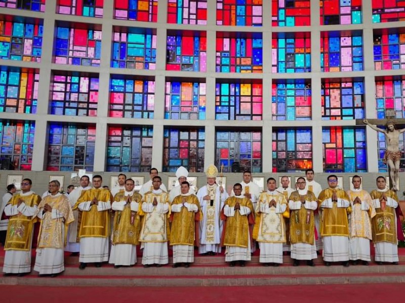 Guadalajara semillero de vocaciones, ordenan a 32 nuevos sacerdotes