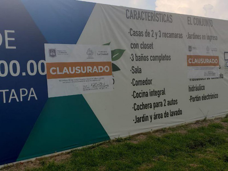 Guadalajara va contra publicidad de Mobiliario Urbano