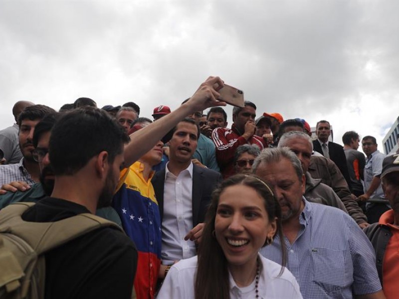 Guaidó aparecerá por primera vez en público