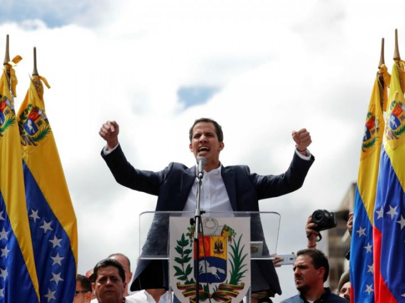 Guaidó pide declarar 