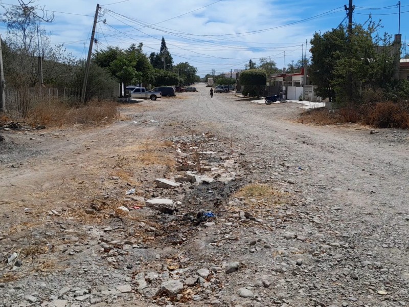 Guamúchil: Alcalde no ha cumplido promesa de pavimentar calles