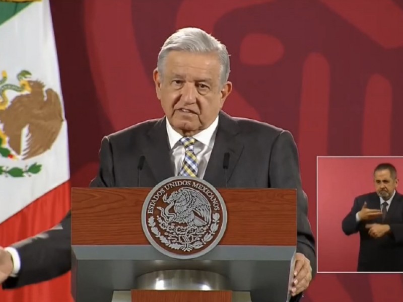 Guanajuato amaneció tapizado de mantas de grupos criminales; AMLO