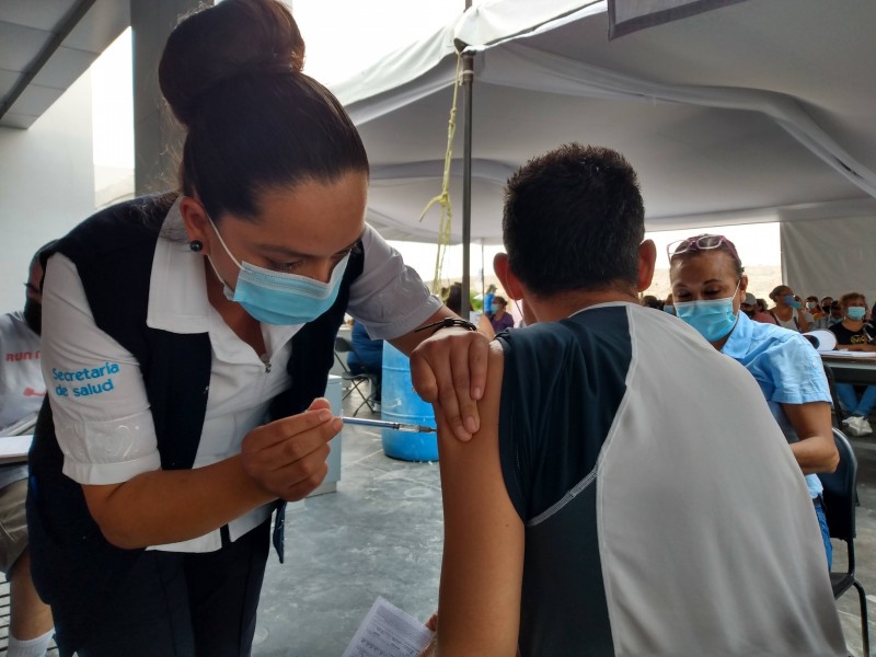 Guanajuato concluye vacunación en sector de 40 años próxima semana