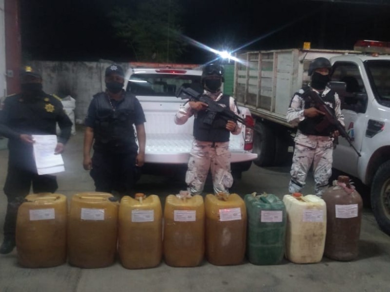 Guardia Nacional detiene a sujeto con 400 litros de huachicol