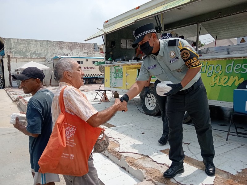 Guardia Nacional entrega tortillas en Coatzacoalcos en medio de violencia