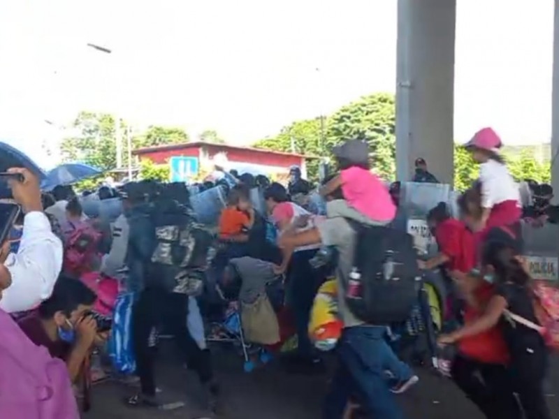 Guardia Nacional,  no logro contener la caravana de migrantes