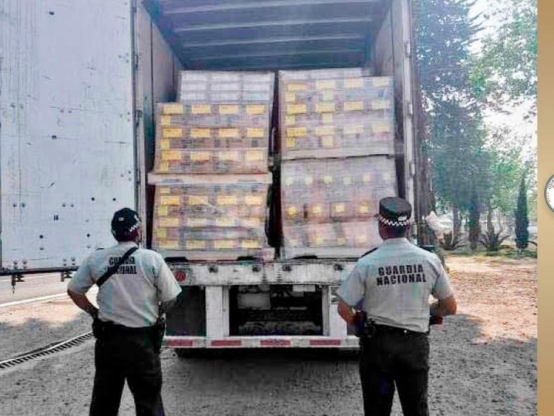 Guardia Nacional recupera camión con equipo electrónico en Puebla