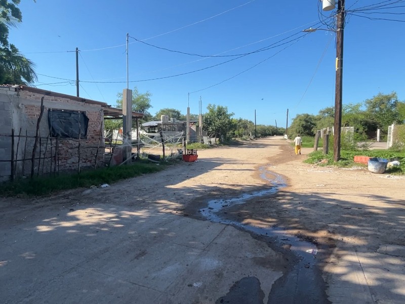 Guasave: Urgen en El Caracol, mejoramiento de servicios y calles
