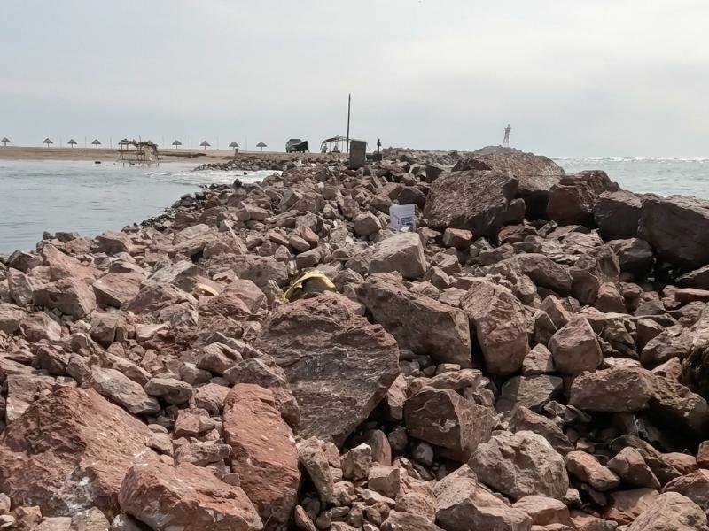 Guasave: Denuncian deterioro de escollera en La Ensenadita; urgen su reconstrucción
