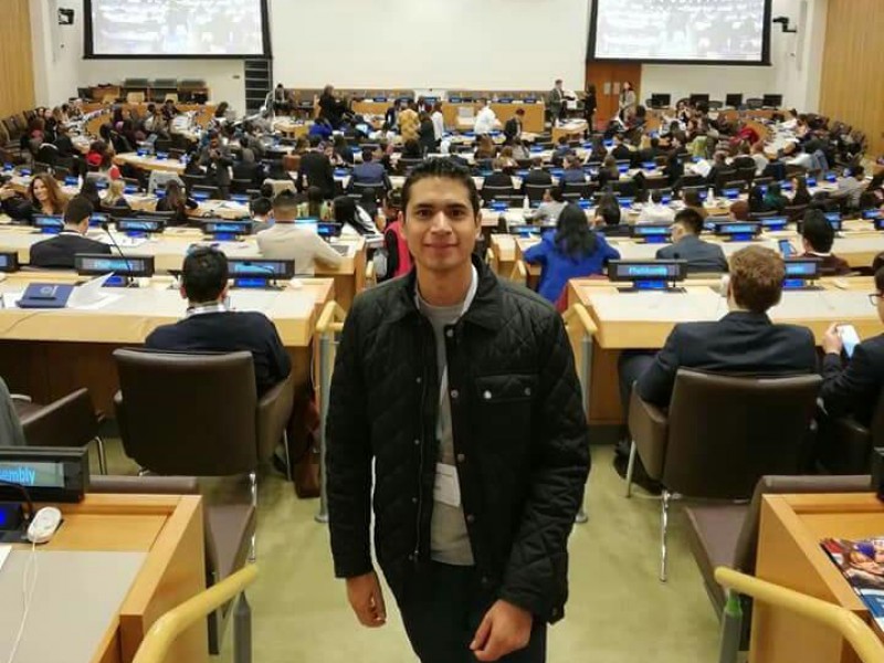 Guillermo Flores, posible primer consejero joven de laCDHEZ