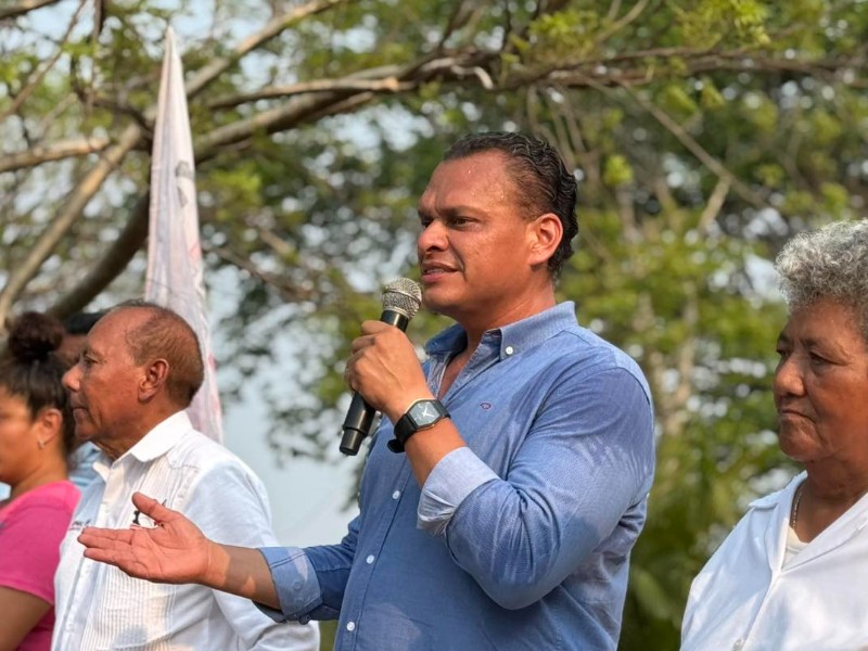 Gustavo Almaraz presenta plan integral para Medellín