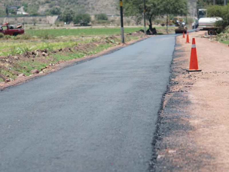 Habilitan camino de acceso a comunidades