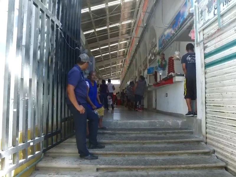 Habilitan rutas de evacuación en mercado Ignacio Zaragoza