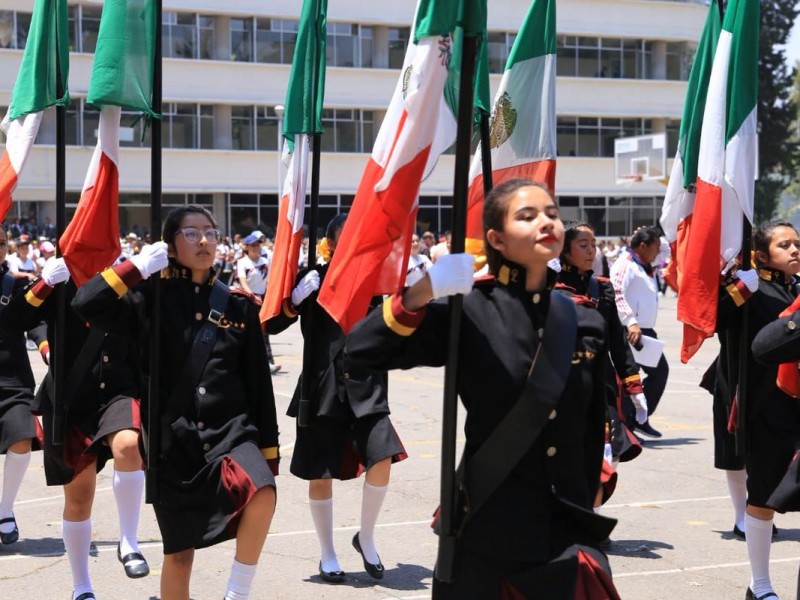 Habilitan sillas y gradas gratuitas para tradicional Desfile