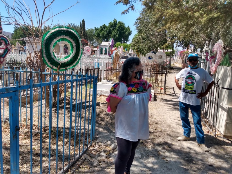 Habitantes de Ario esperan validación para construcción del nuevo panteón