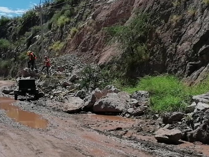 Esperan no suceda otro deslave en el cerro de Buenavista