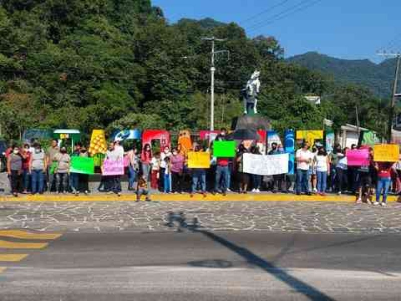 Habitantes de Coacoatzintla se manifiestan para pedir mayor seguridad