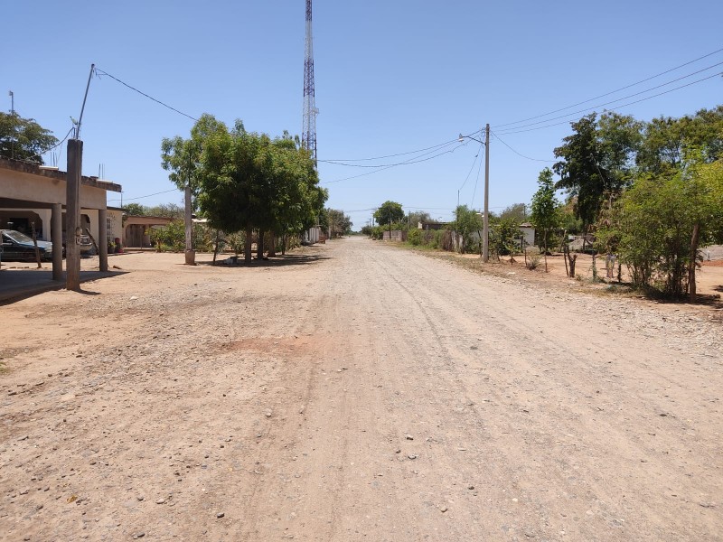 Habitantes de “El Varal”, Guasave, demandan atención de servicios públicos