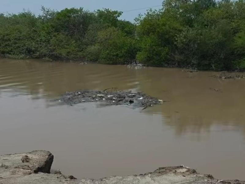 Habitantes de Paredón se manifiestan ante incumplimiento de minuta firmada