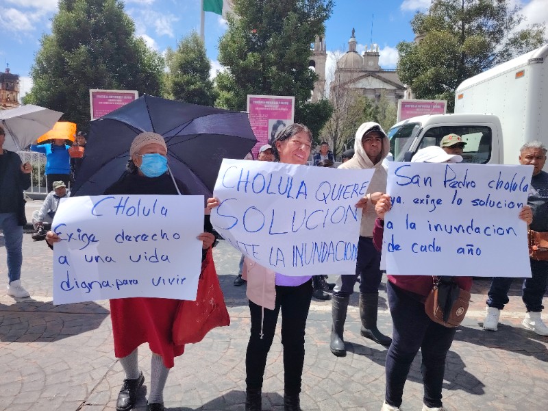 Habitantes de San Pedro Cholula, Ocoyoacac protestan por inundaciones