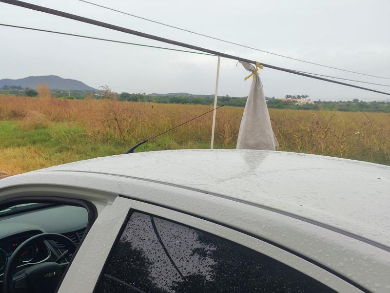 Habitantes del Campo Morelia alertan por cables de alta tensión en desuso