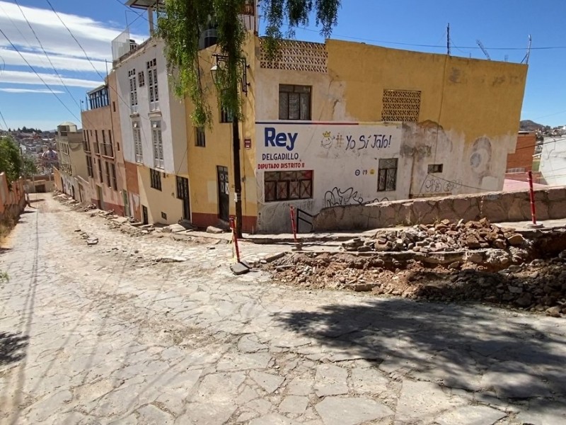 Habitantes inconformes por demora en obras de JIAPAZ