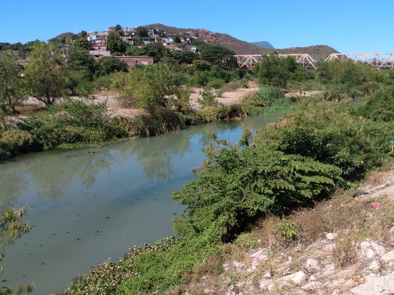 Autoridades omisas ante  contaminación del río Tehuantepec