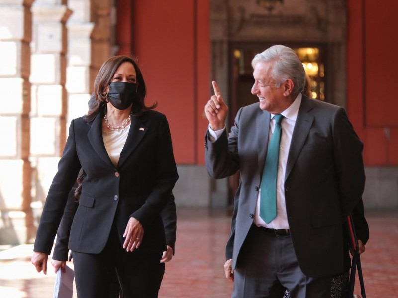 Hablarán AMLO y Kamala Harris; espera más vacunas de EU