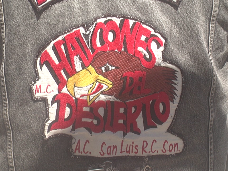 Halcones del Desierto apoyan a la comunidad