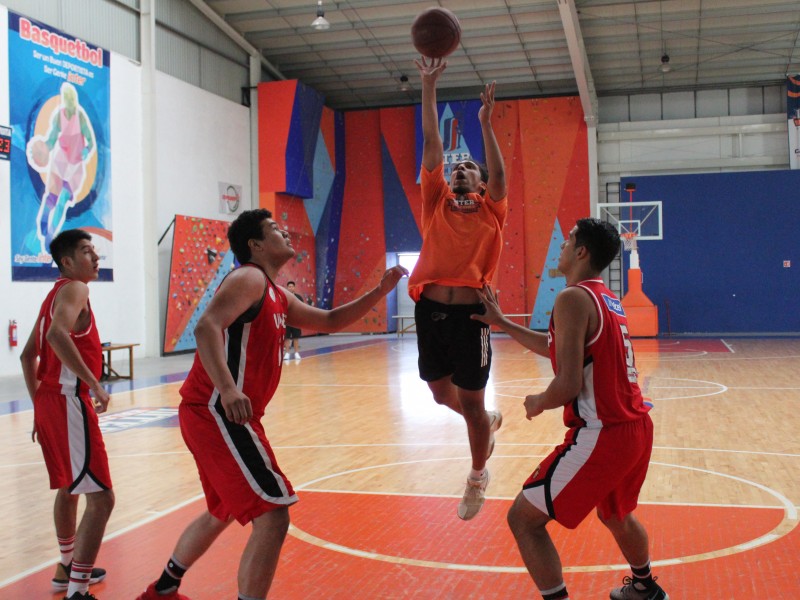 Halcones Inter se presentaron en Campeonato de baloncesto