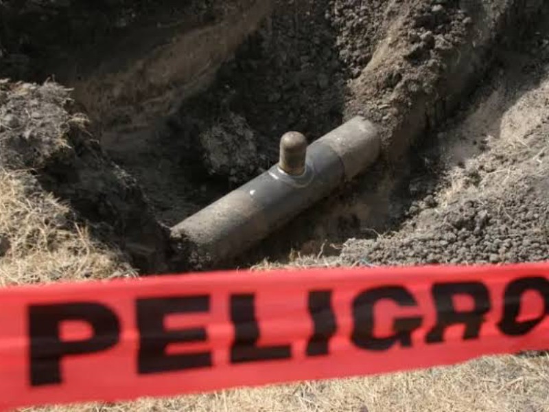 Hallan 6 cuerpos en túnel cercano a ducto de PEMEX