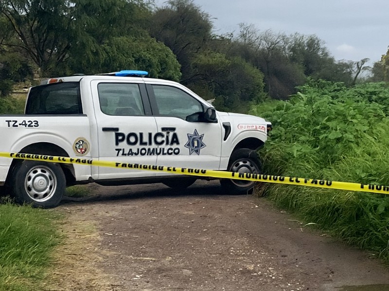 Hallan a mujer asesinada en brecha de Tlajomulco