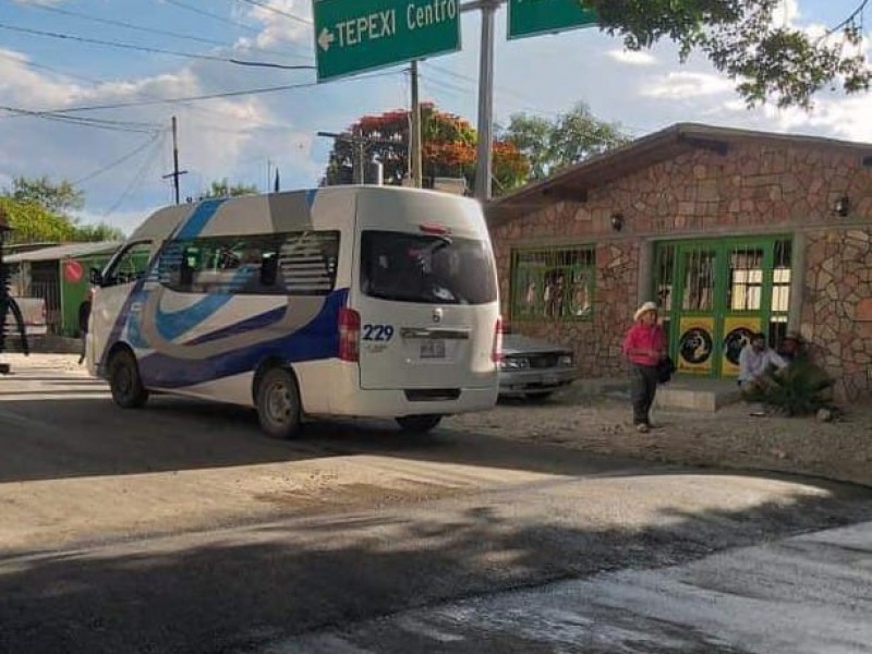 Hallan cuerpo con narco mensaje en Tepexi de Rodríguez