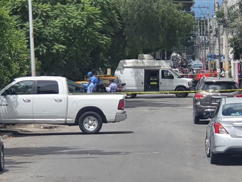 Hallan cuerpo dentro de contenedor de basura en Loma Bella