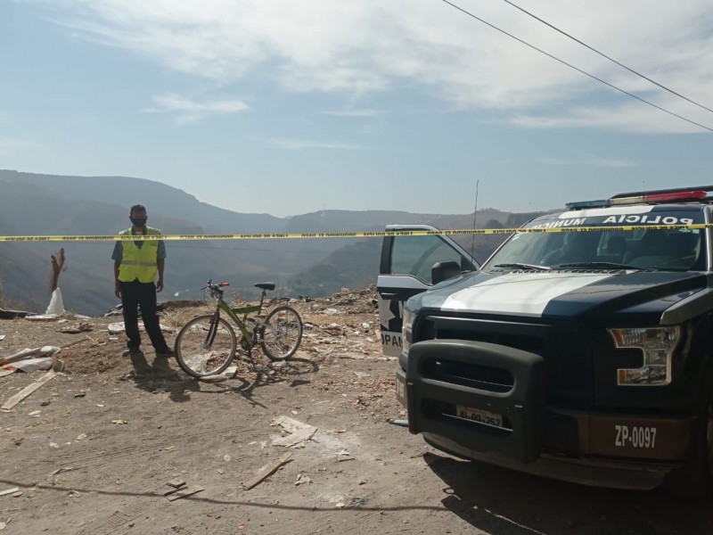 Hallan cuerpo en carretera Saltillo