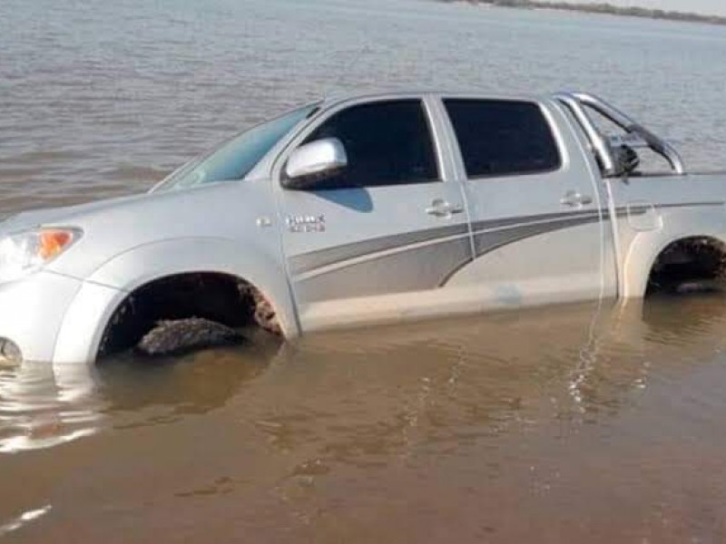 Hallan cuerpo y camioneta de masculino desaparecido en Tlacotepec