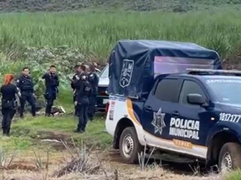 Hallan dos cuerpos en Tepic; posible fosa clandestina