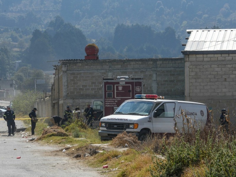 Hallan más de 20 paquetes con restos humanos en Edomex